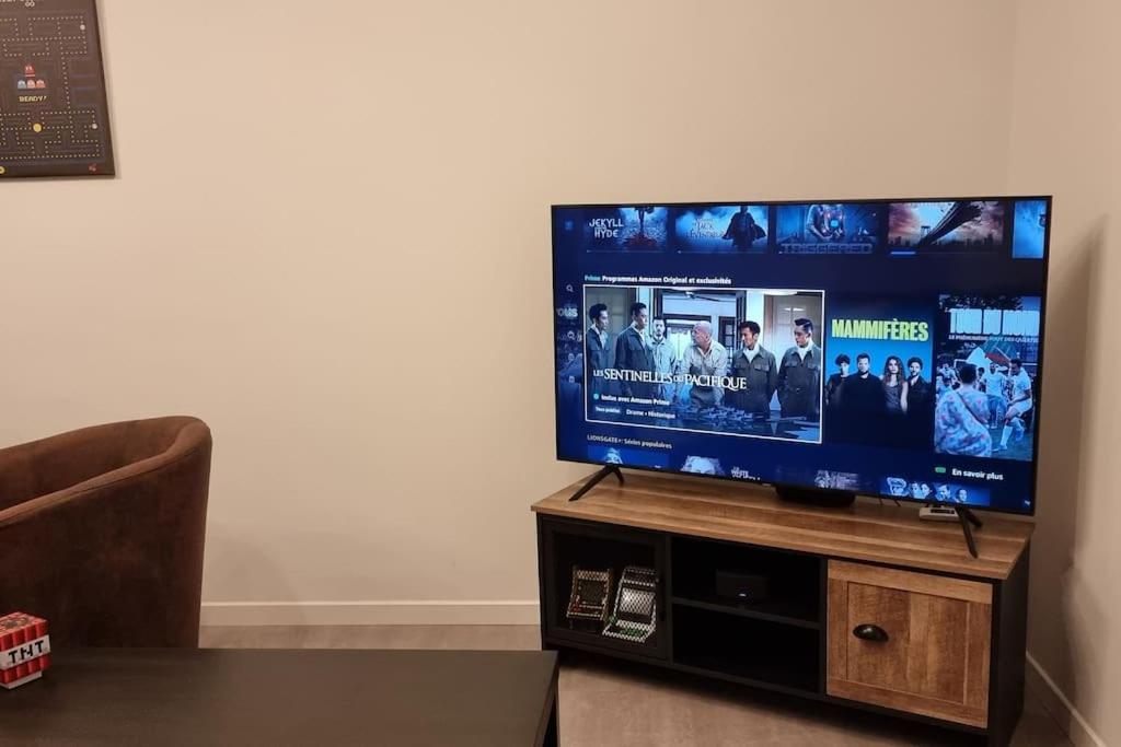 Belle Maison Climatisee Renovee Pac-Man Entre Collegues, Amis, Famille - Barbecue - Netflix - Prime - Baby Foot 50Cts Saint-Seurin-sur-l'Isle Bagian luar foto
