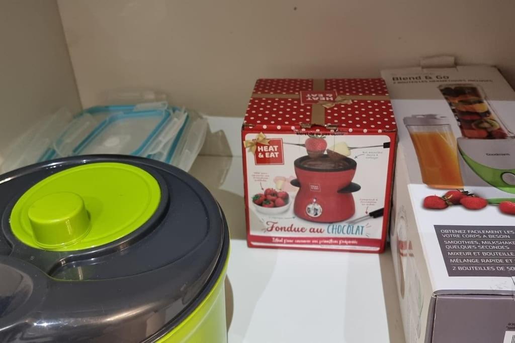 Belle Maison Climatisee Renovee Pac-Man Entre Collegues, Amis, Famille - Barbecue - Netflix - Prime - Baby Foot 50Cts Saint-Seurin-sur-l'Isle Bagian luar foto